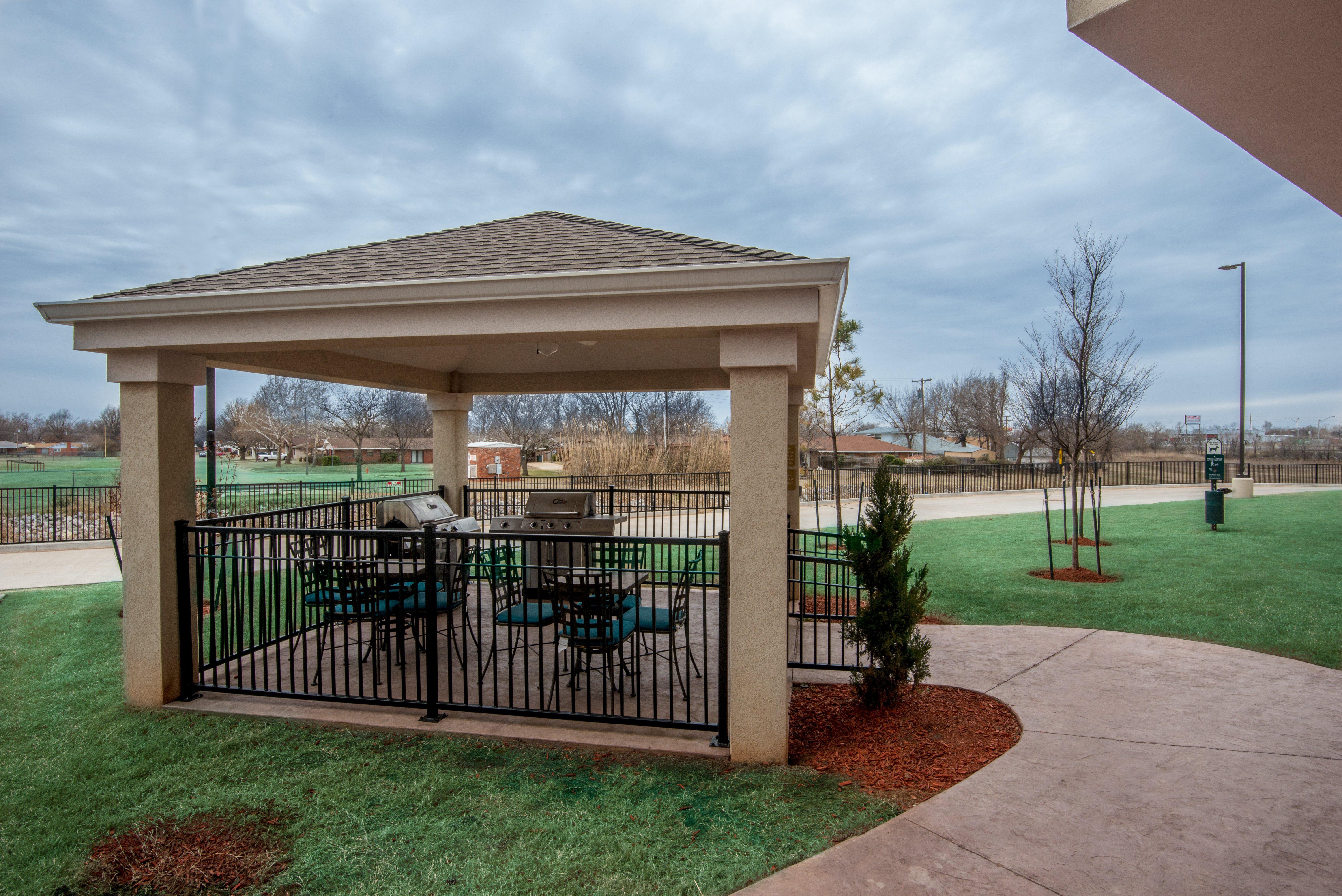 Candlewood Suites Del City By Ihg Exterior photo
